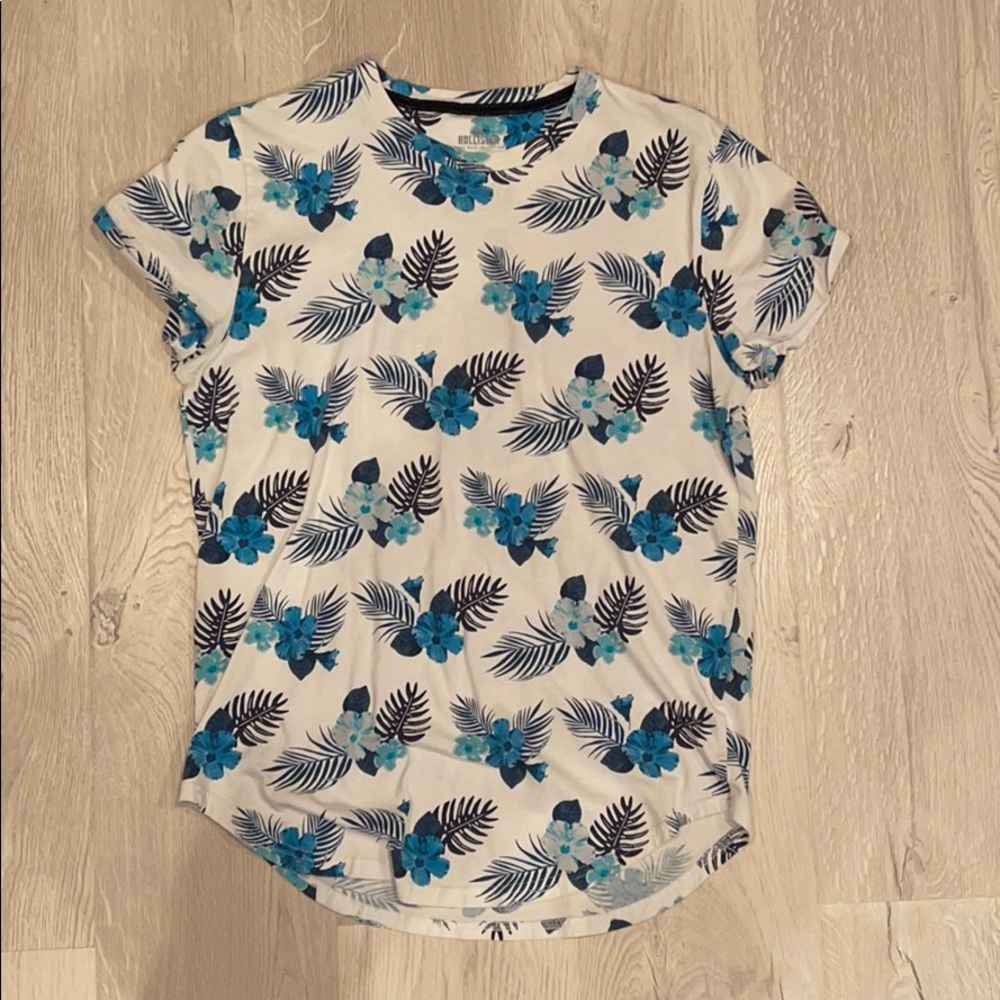 Hollister Floral Shortsleeve Shirt